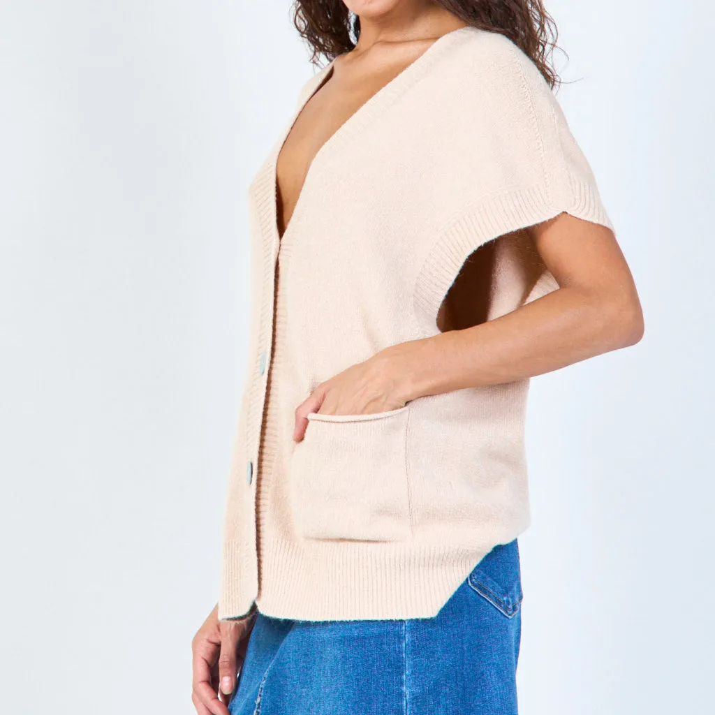 Buttoned v-neck sleeveless knit vest with pockets wholesale