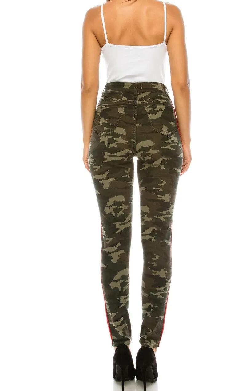 High Rise Skinny Jeans w/ Red Highlight Out seam