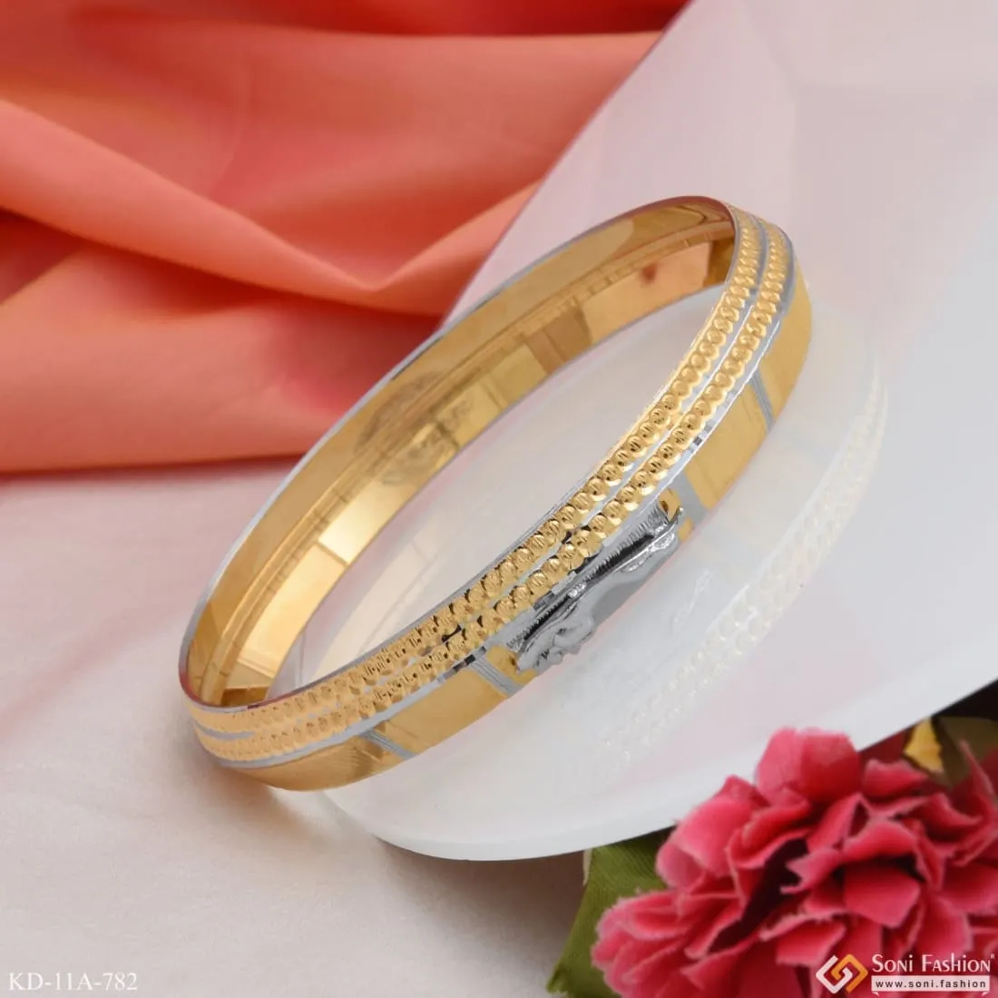 Jaguar Sophisticated Design Golden & Silver Color Kada For Men - Style A782
